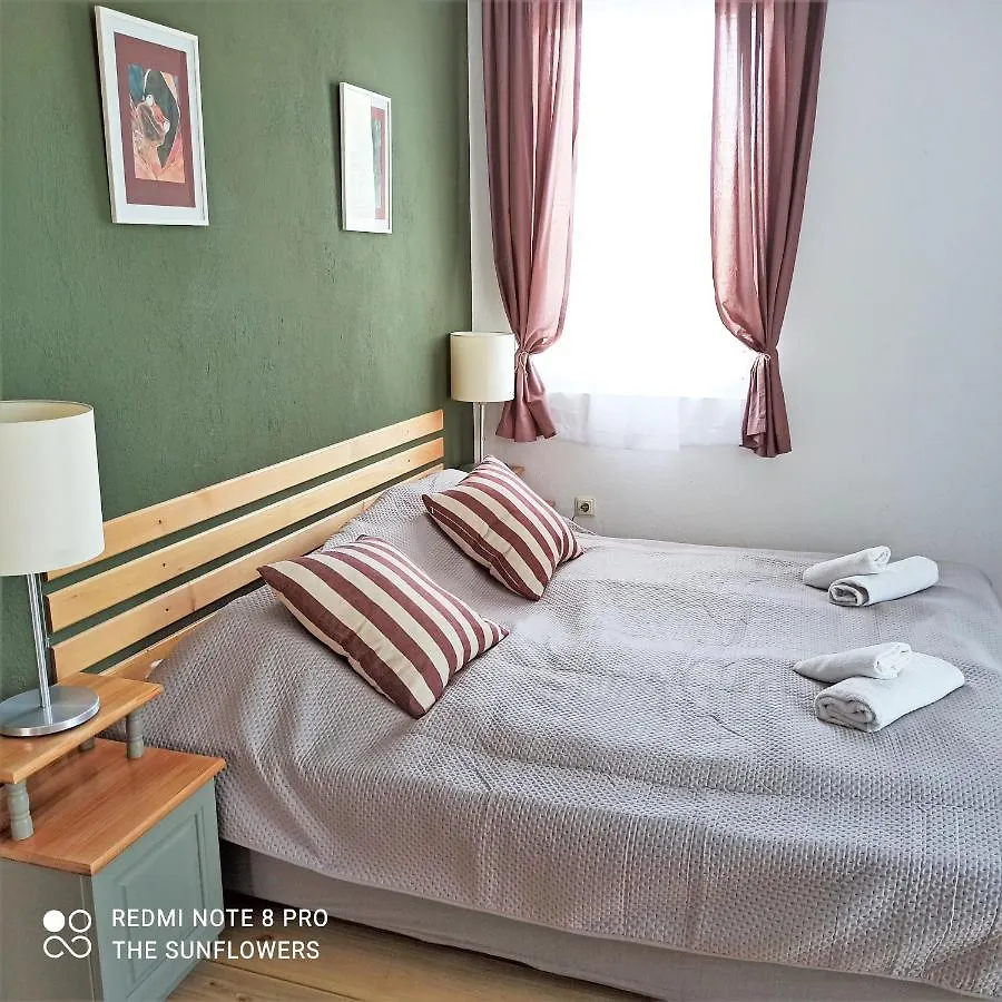 Guest House Sunflowers Pomorie 2*,  Bulgaria